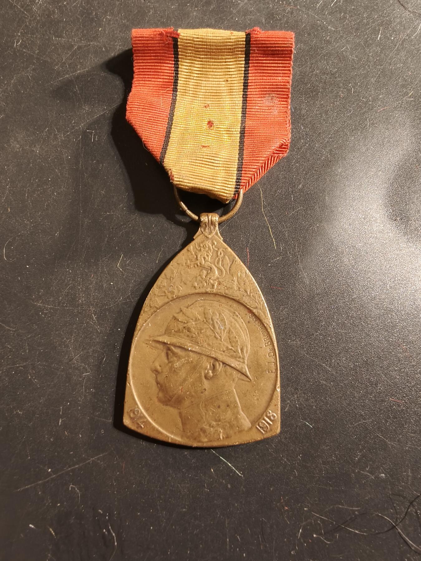 老王徽章第175期 比利时一战纪念章