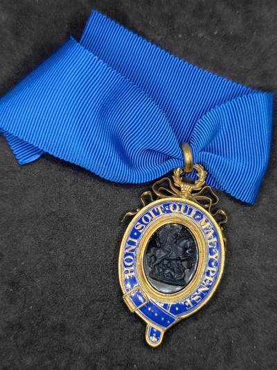 凯旋世界勋赏（第21期冬季大拍）（欢迎送拍）（对拍品有疑问请询问客服，不接受到手刀，出价默认拍品品相。请认真阅读拍卖规则！出价默认已认可！）（收到货请录制开箱视频，无视频概不处理问题。） - 嘉德勋章复刻（详情见简介）