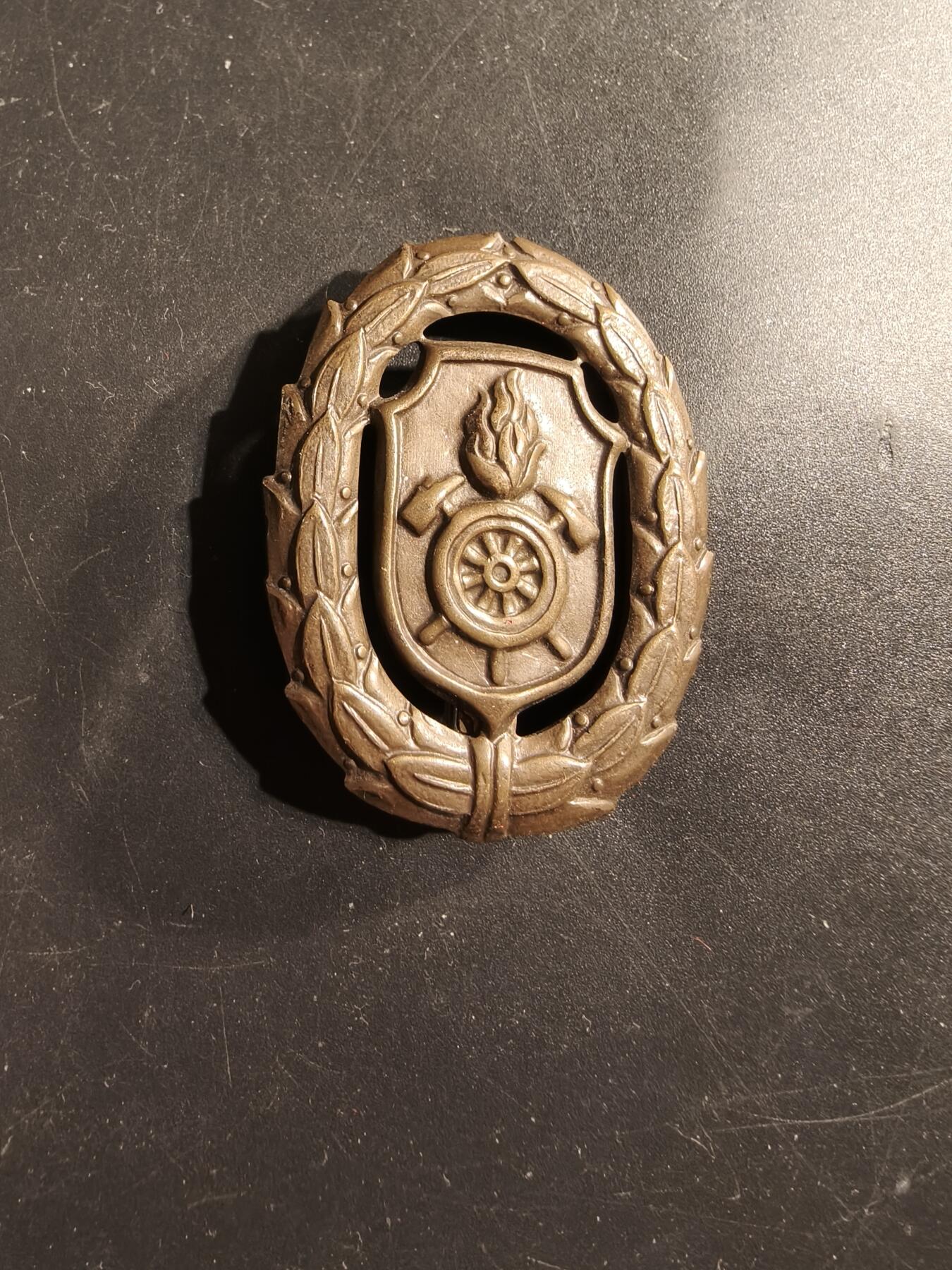 老王徽章第175期