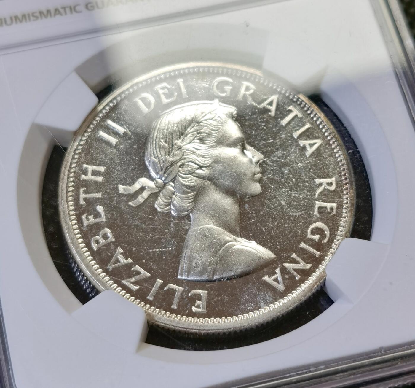 “甄选寰宇 · 臻藏岁华”新年精品场（直播拍卖）-甄臻铺-世界币章拍卖（第47期）送拍享返佣金等优惠多多