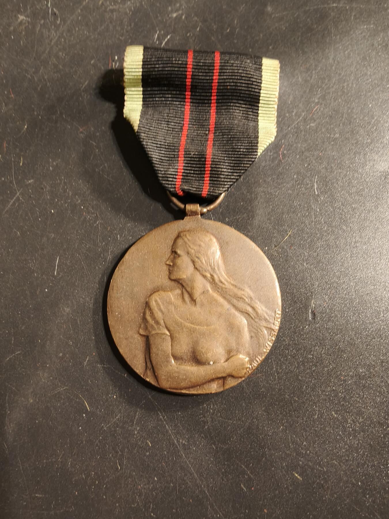 老王徽章第175期 比利时二战武装抵抗奖章