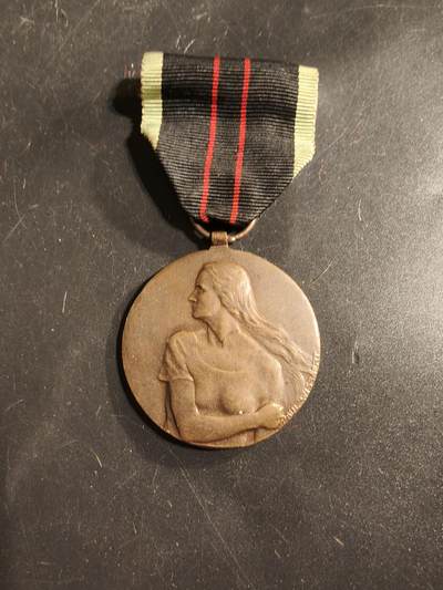 老王徽章第175期 - 比利时二战武装抵抗奖章