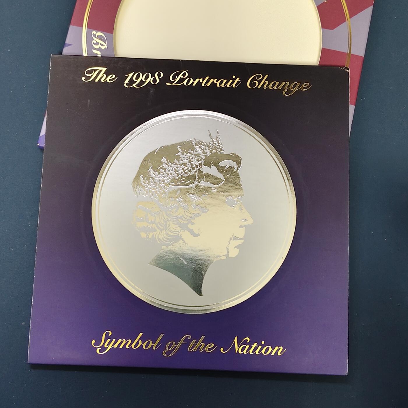 【全场包邮】纯粹捡漏拍492场【封装套币专场】-注意佣金 英国1998年官方封装套币-2镑机械时代+1镑盾徽+50便士加入欧盟25周年+流通套币