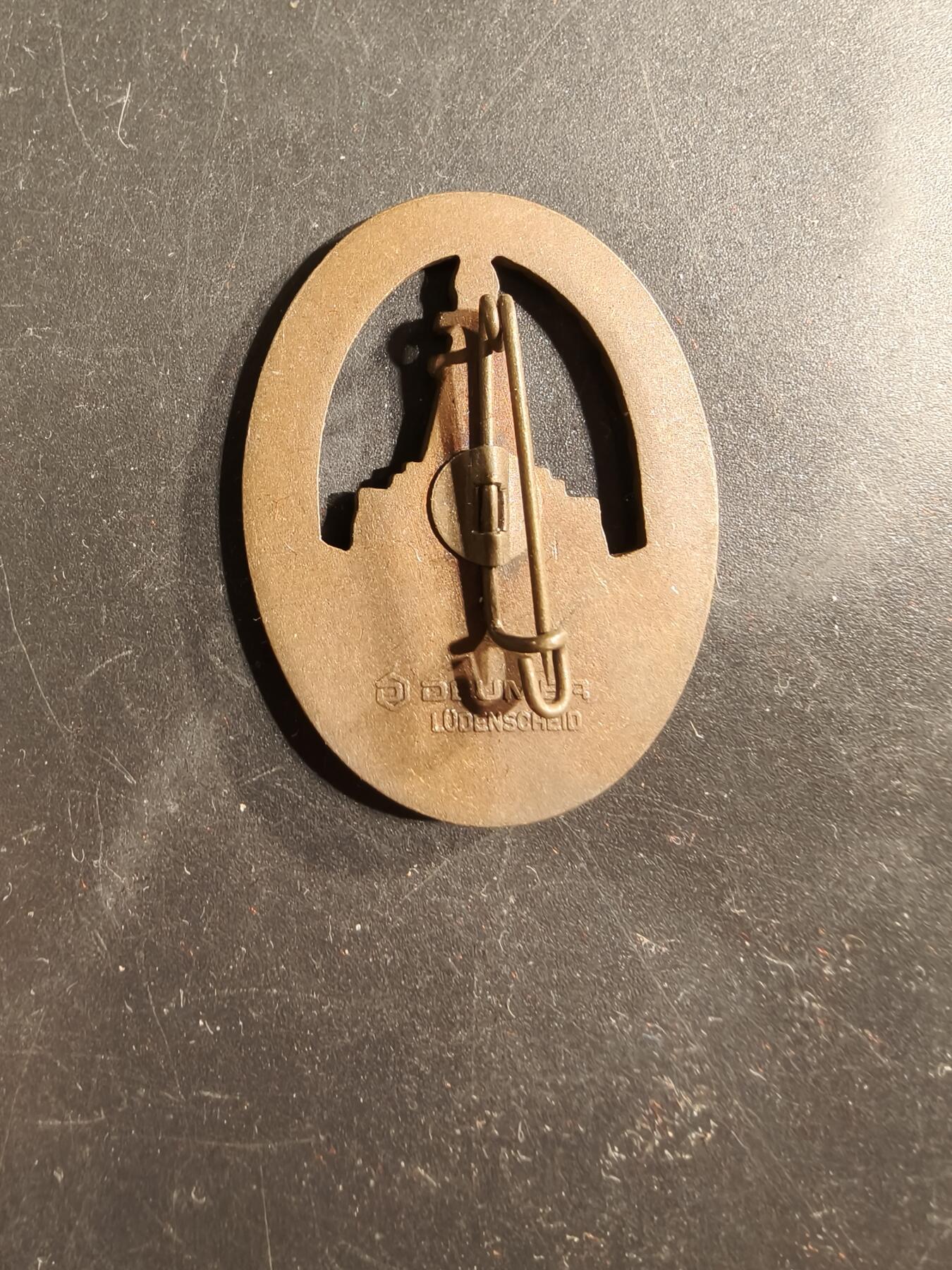 老王徽章第175期 德国铜级基夫霍伊泽老兵协会射击技能证章