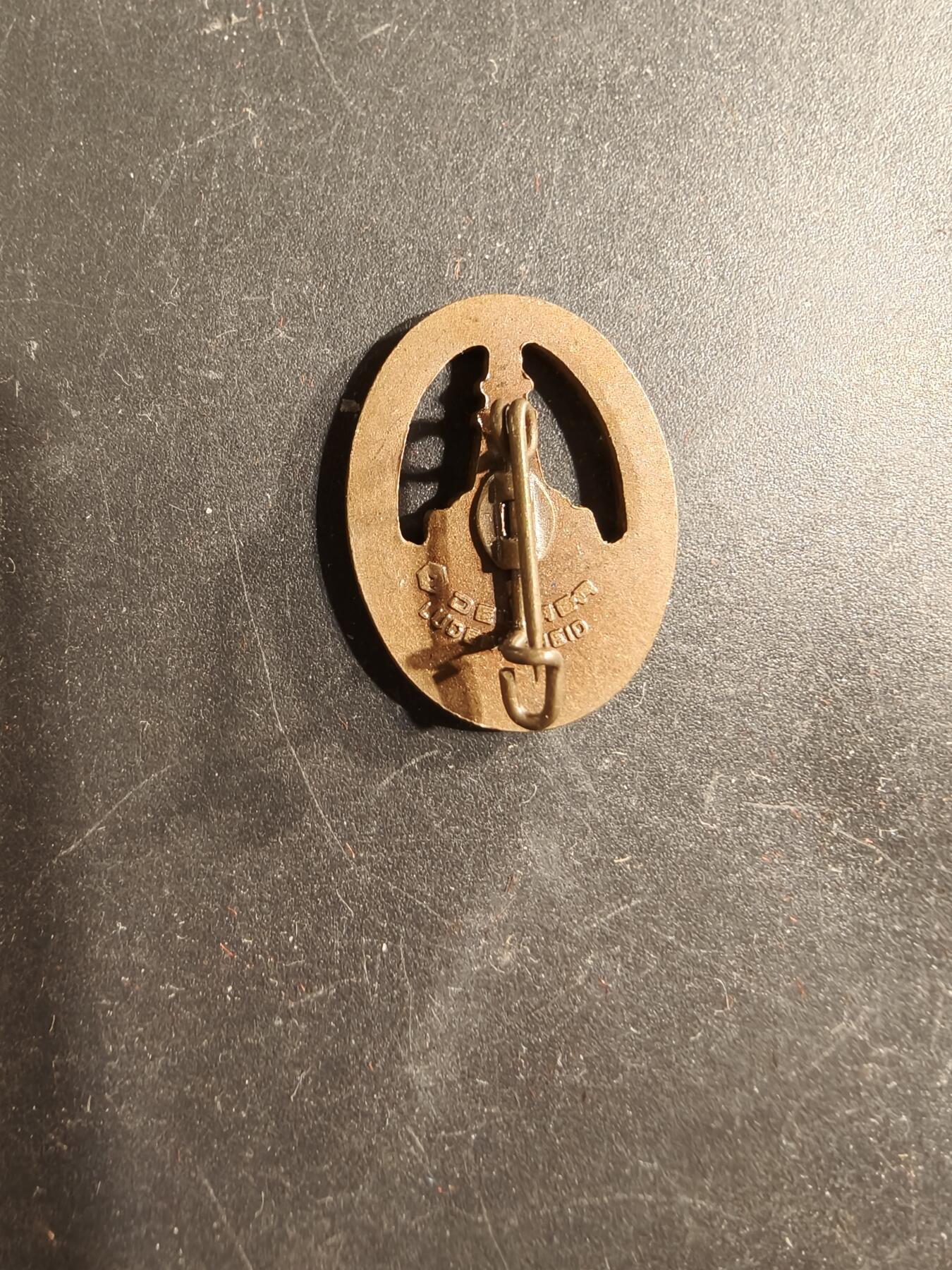 老王徽章第175期 德国铜级基夫霍伊泽老兵协会射击技能证章