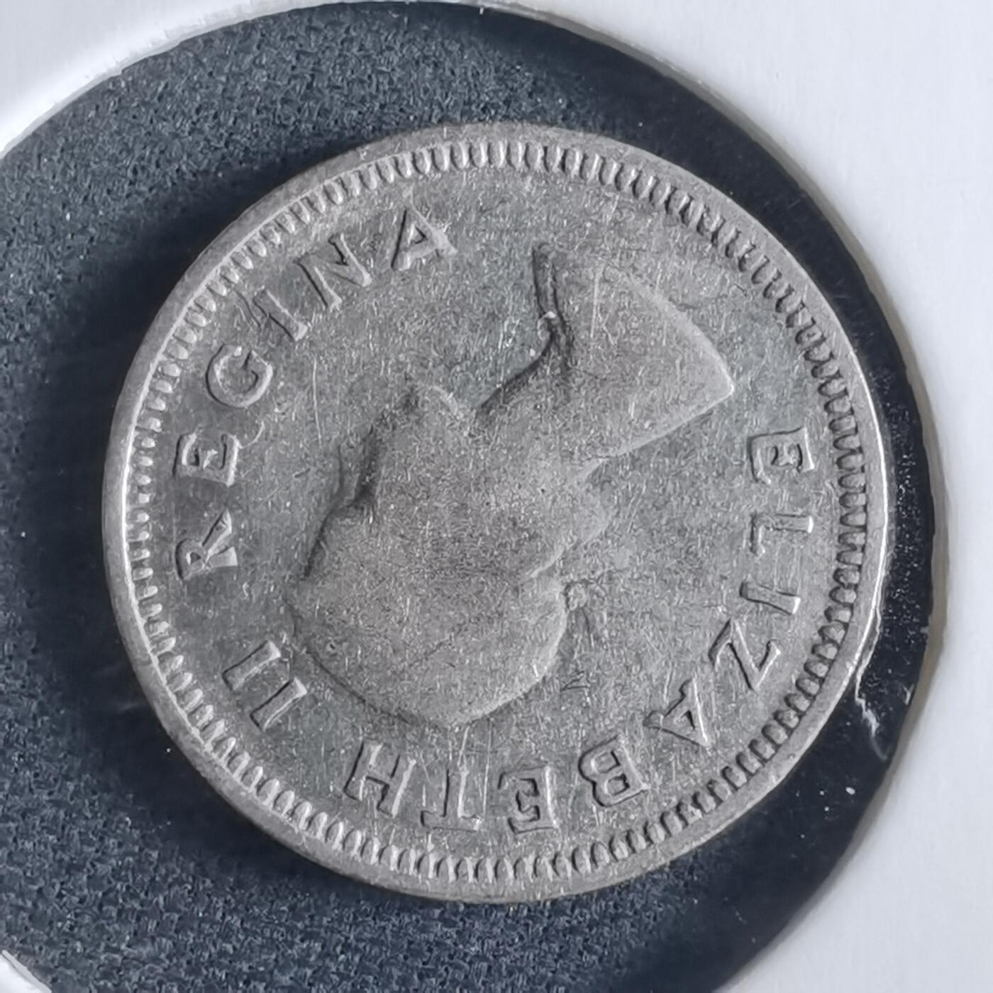 沼泽如烟--第955场 南非1953年3便士