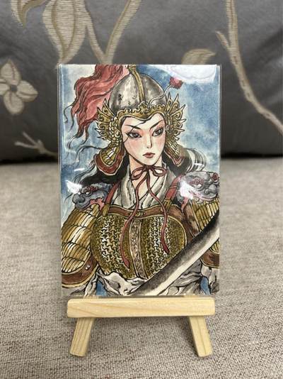 喜灰玩卡拍卖第三期限时免佣金，接代拍，免佣金帮卡友们拍卖，欢迎送拍，释放现金流，让自己有资金可以购买更多喜欢的卡牌，让别的卡友能淘到更多心仪的卡牌 - 亿条虫老师手绘一张