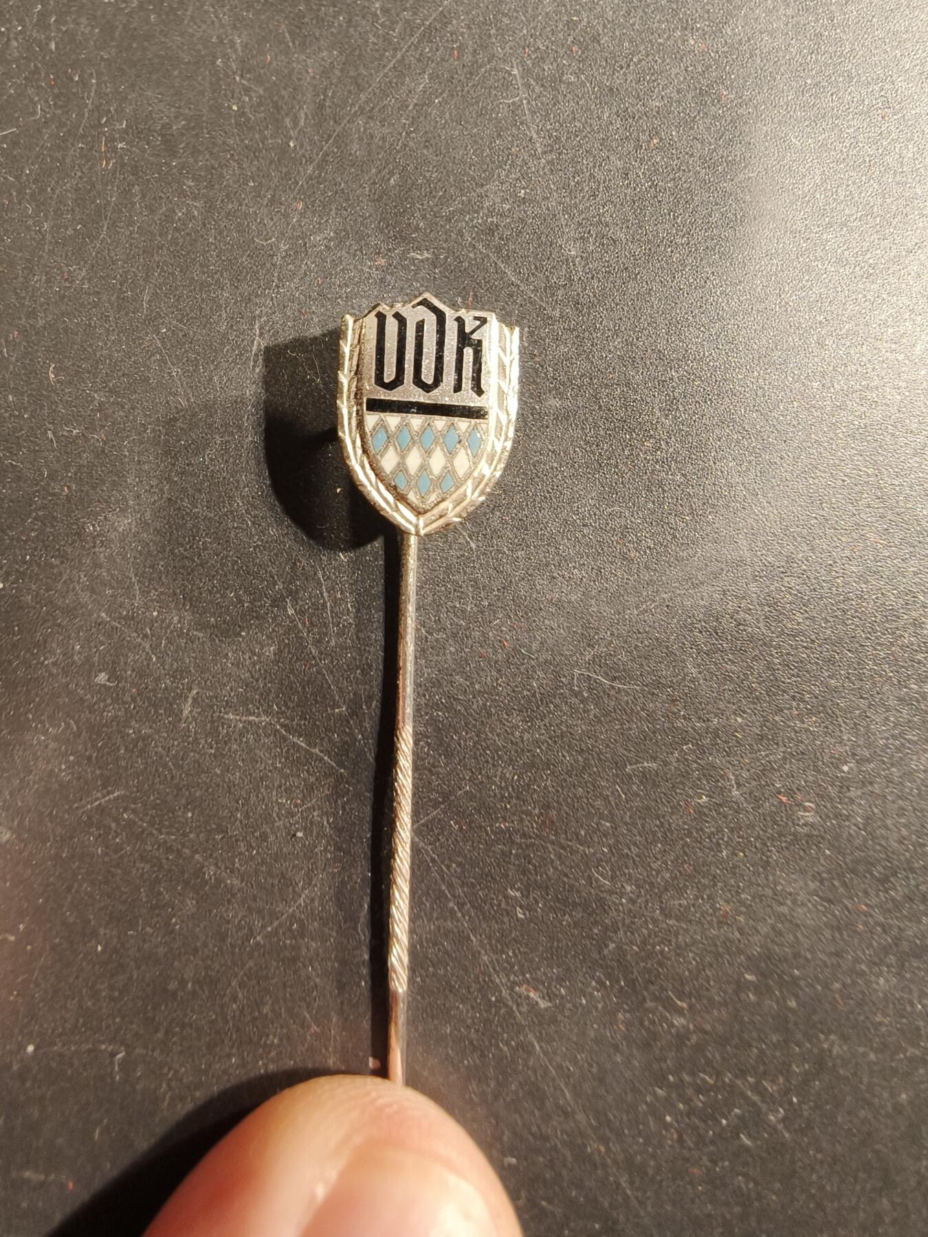 老王徽章第175期