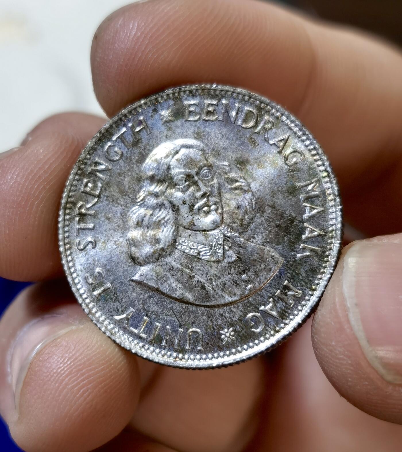 “甄选寰宇 · 臻藏岁华”新年精品场（直播拍卖）-甄臻铺-世界币章拍卖（第47期）送拍享返佣金等优惠多多