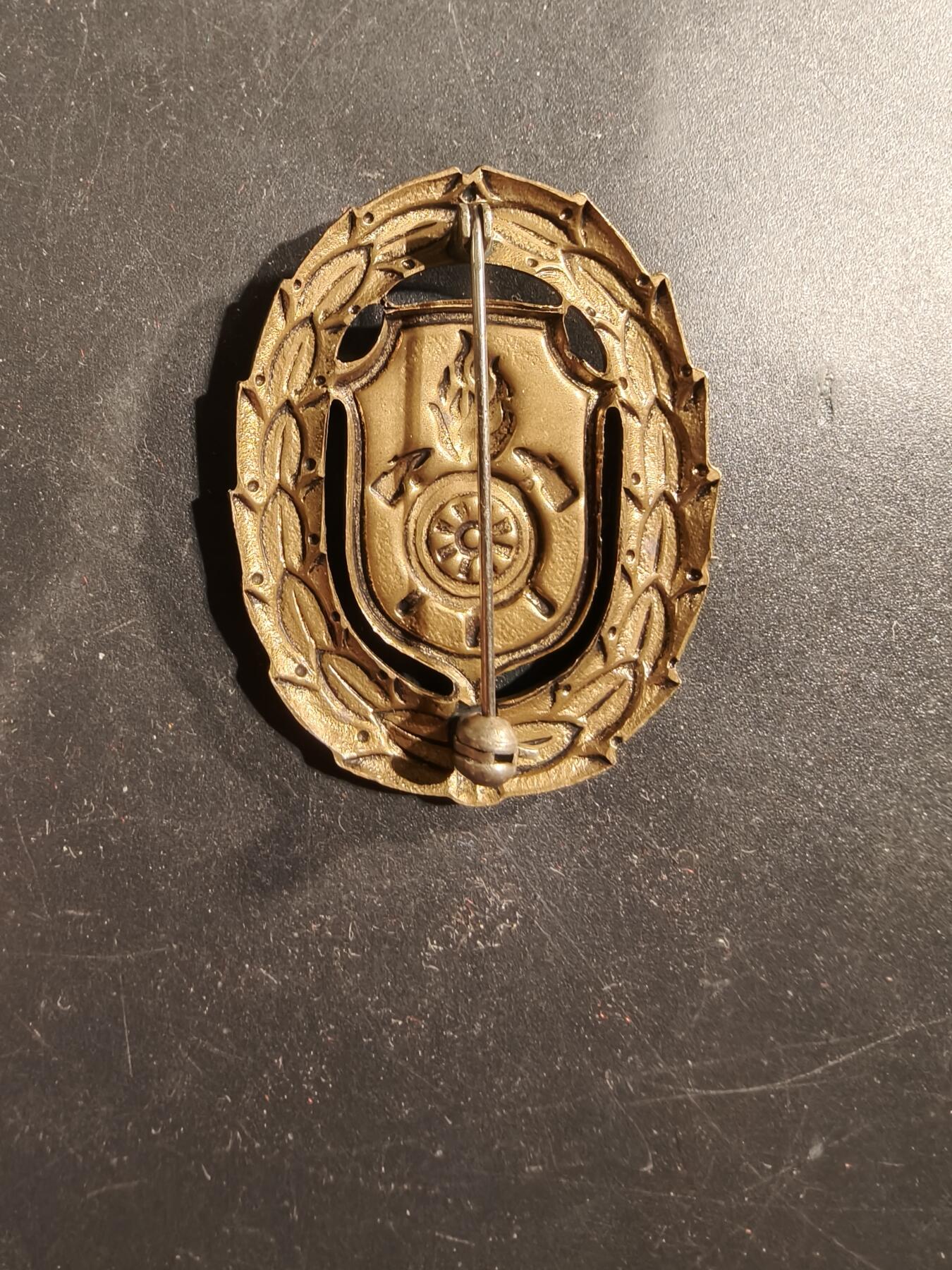 老王徽章第175期 德国巴伐利亚消防员铜级级功绩证章