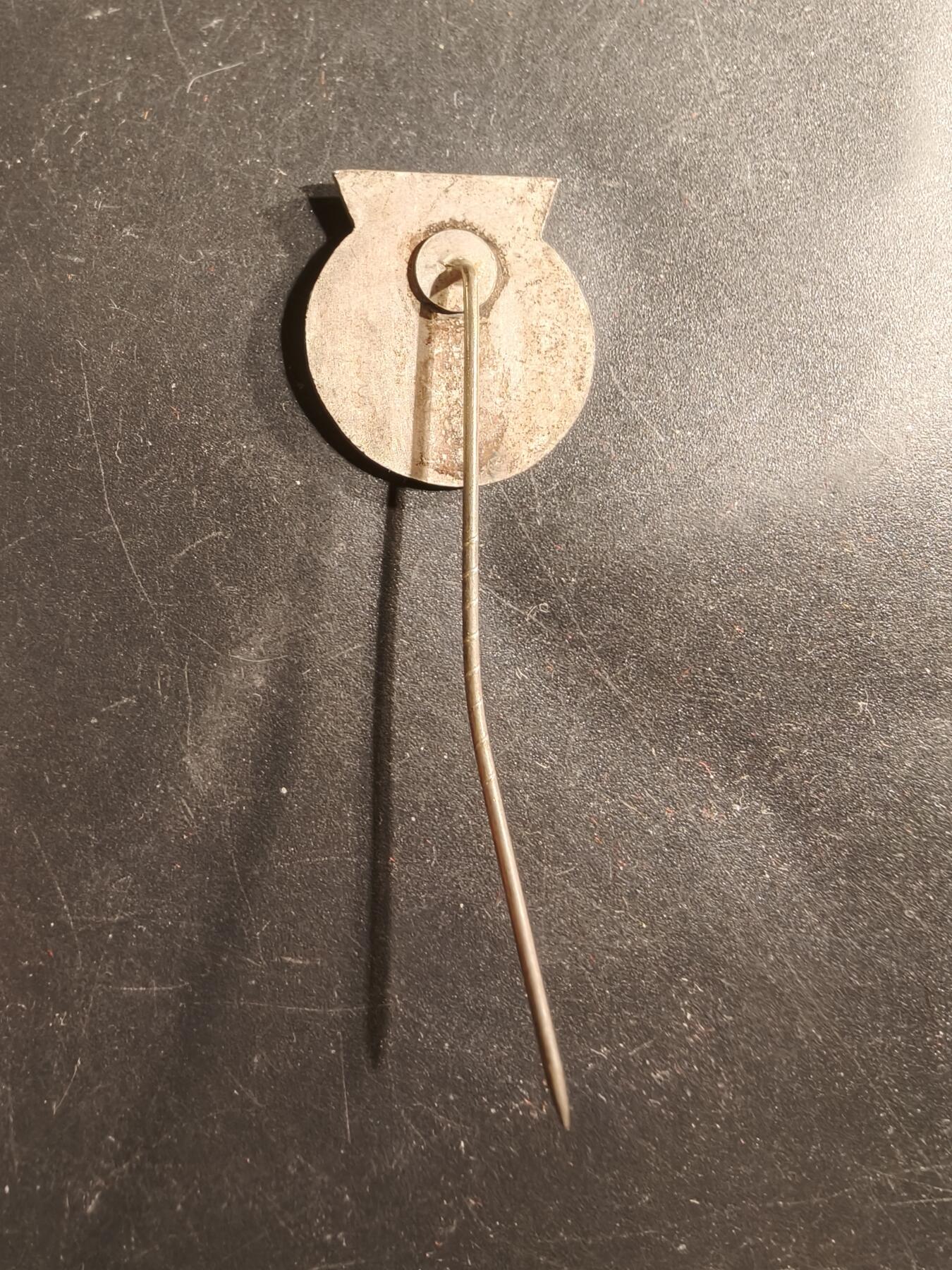 老王徽章第175期 德国针插    Hagedorn公司