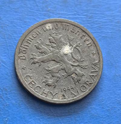 外国优质银币非洲美洲币，周六九点倒数截拍，满百包邮，持续收拍 - 德占波希米亚 - 摩拉维亚1944 年 20 赫勒币，正面展雄狮国徽 + 地域标识，背面绘麦穗（农业符号），金属币承载二战时期地域货币文化，兼具历史纪念与地域符号收藏价值。