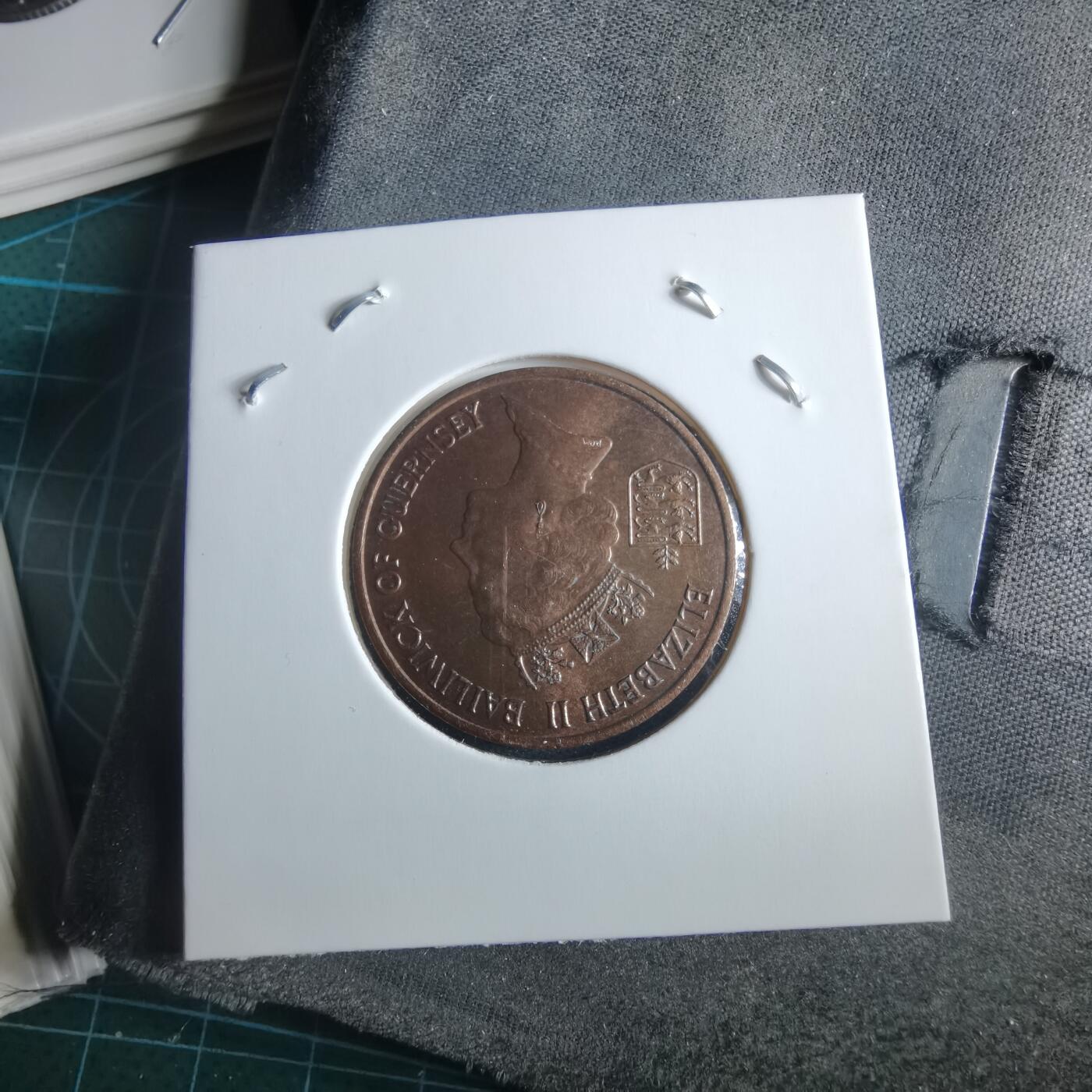 沼泽如烟--第955场 根西1990年2便士