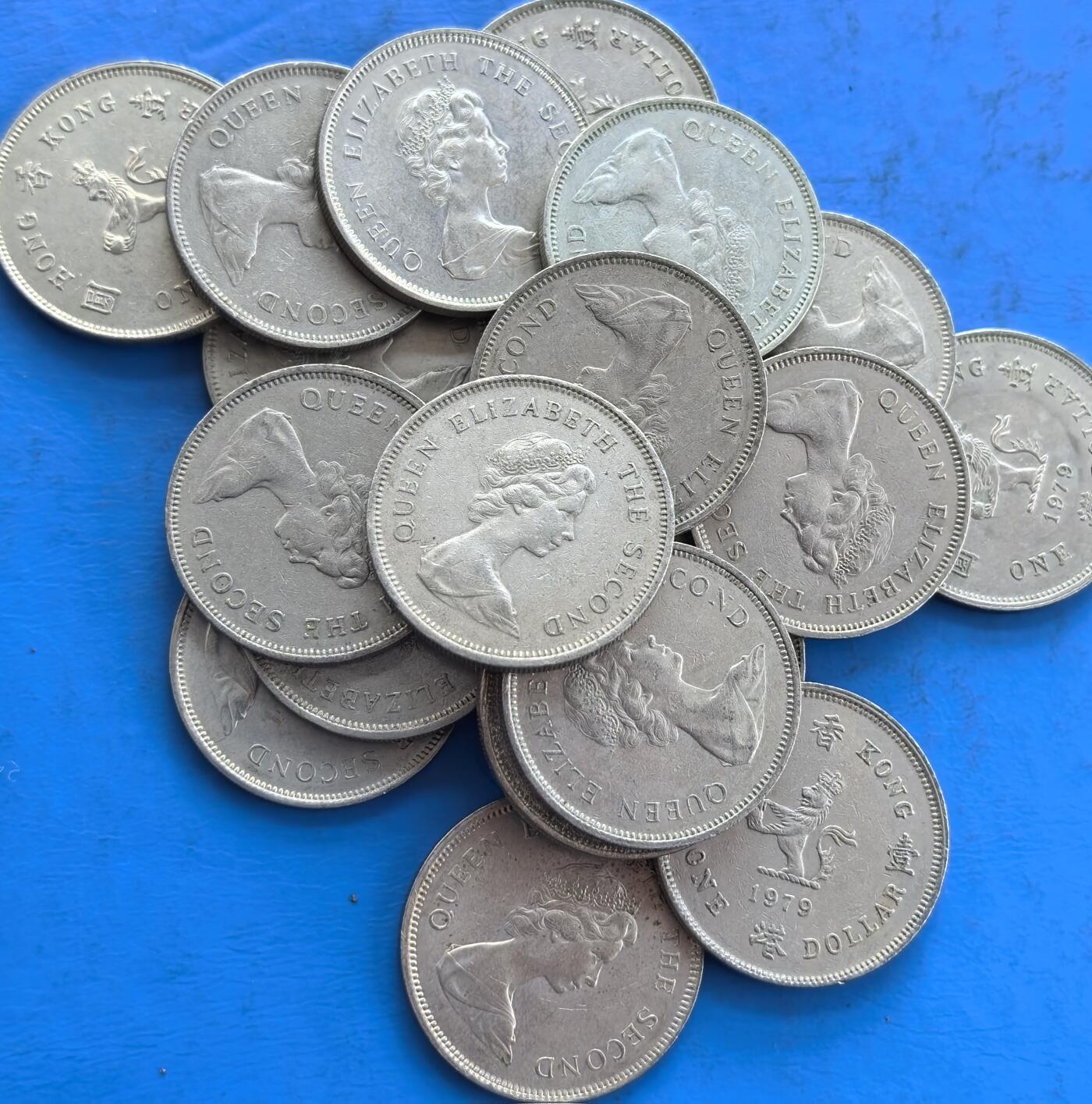 外国优质银币非洲美洲币，周六九点倒数截拍，满百包邮，持续收拍 香港1979年后壹元20枚