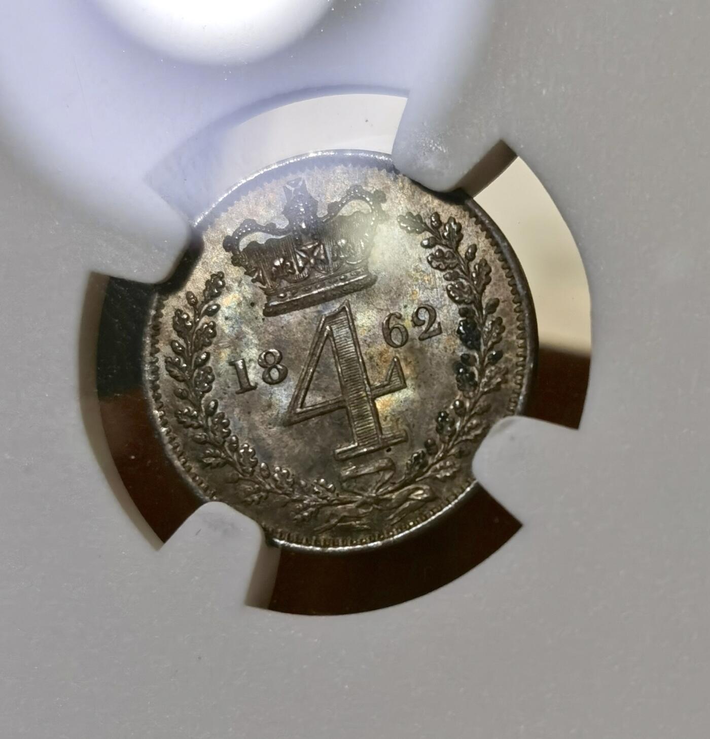 “甄选寰宇 · 臻藏岁华”新年精品场（直播拍卖）-甄臻铺-世界币章拍卖（第47期）送拍享返佣金等优惠多多