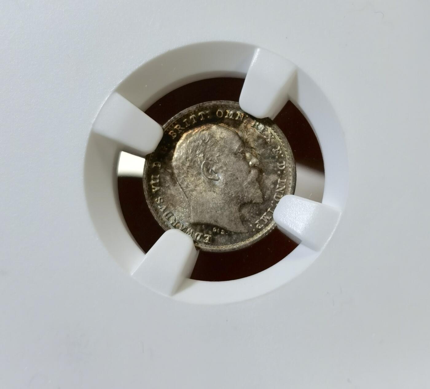 “甄选寰宇 · 臻藏岁华”新年精品场（直播拍卖）-甄臻铺-世界币章拍卖（第47期）送拍享返佣金等优惠多多