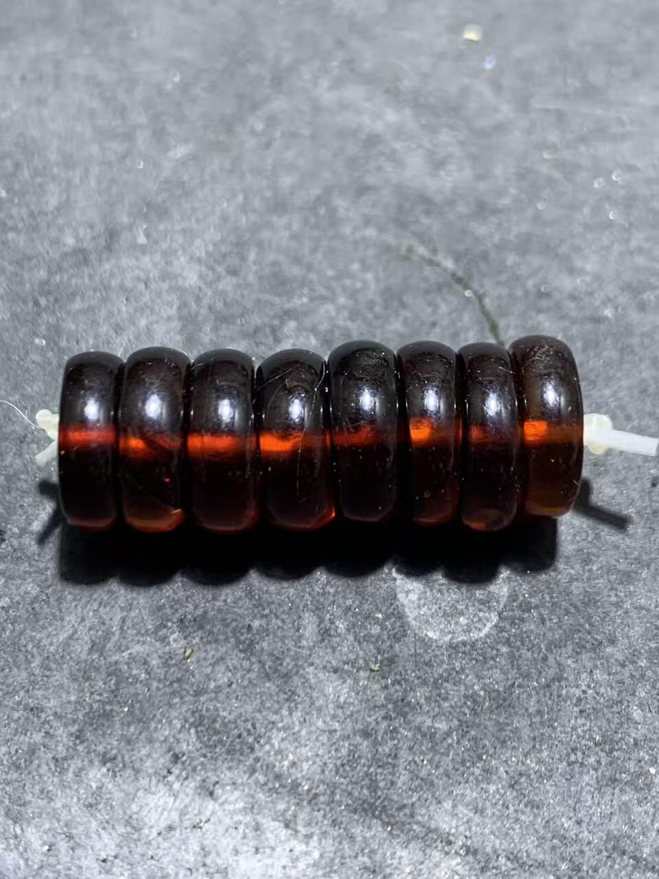 乌克兰血珀隔片一组，