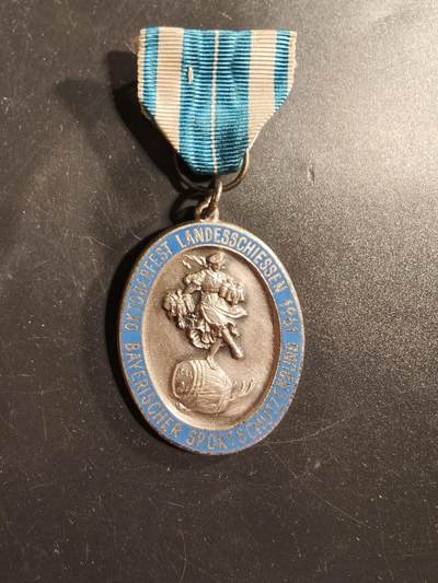 老王徽章第175期 - 德国1961年巴伐利亚军事射击联盟奖章