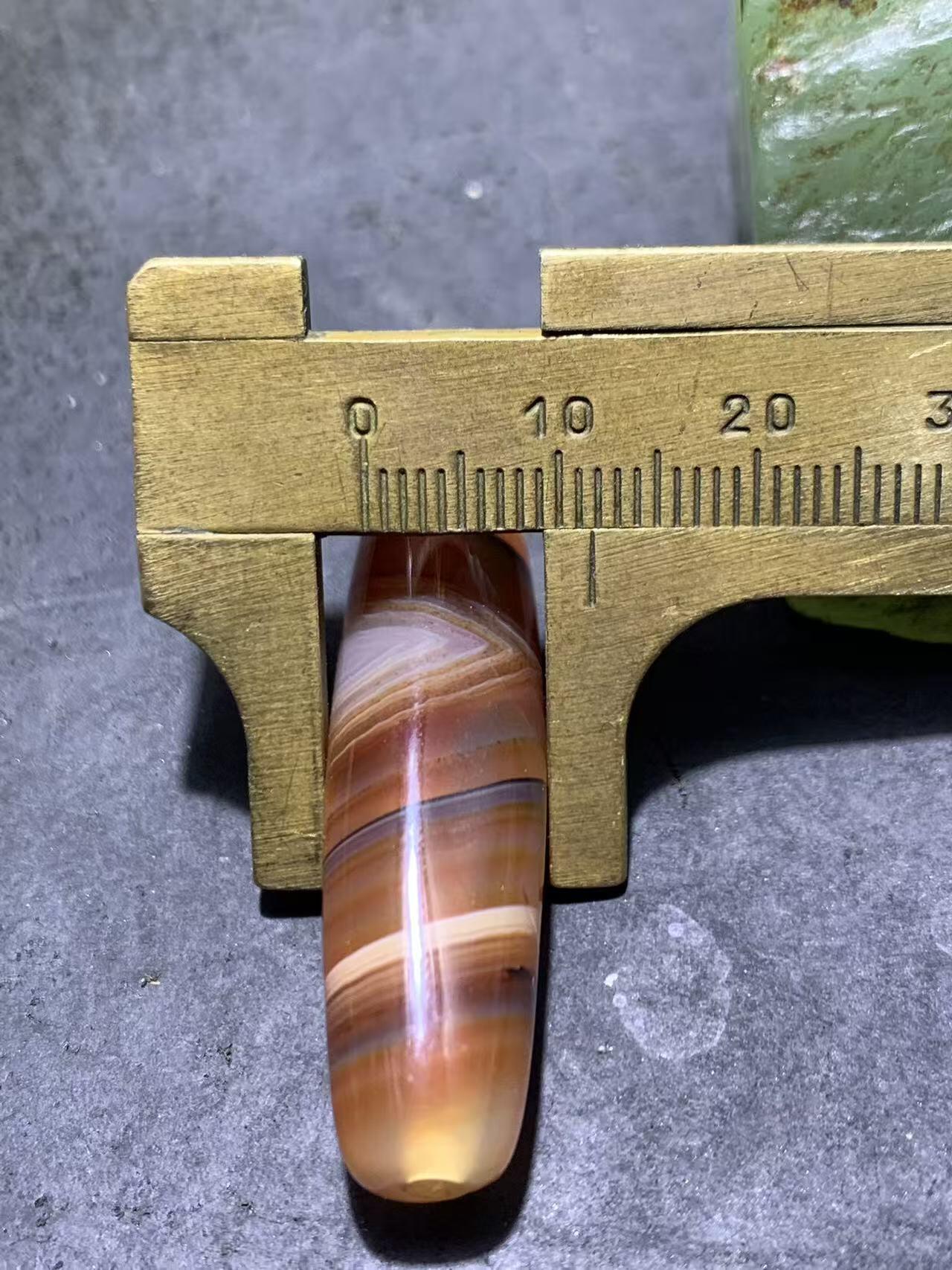 高玉化千层纹巴西玛瑙随形通货桶珠一个，，