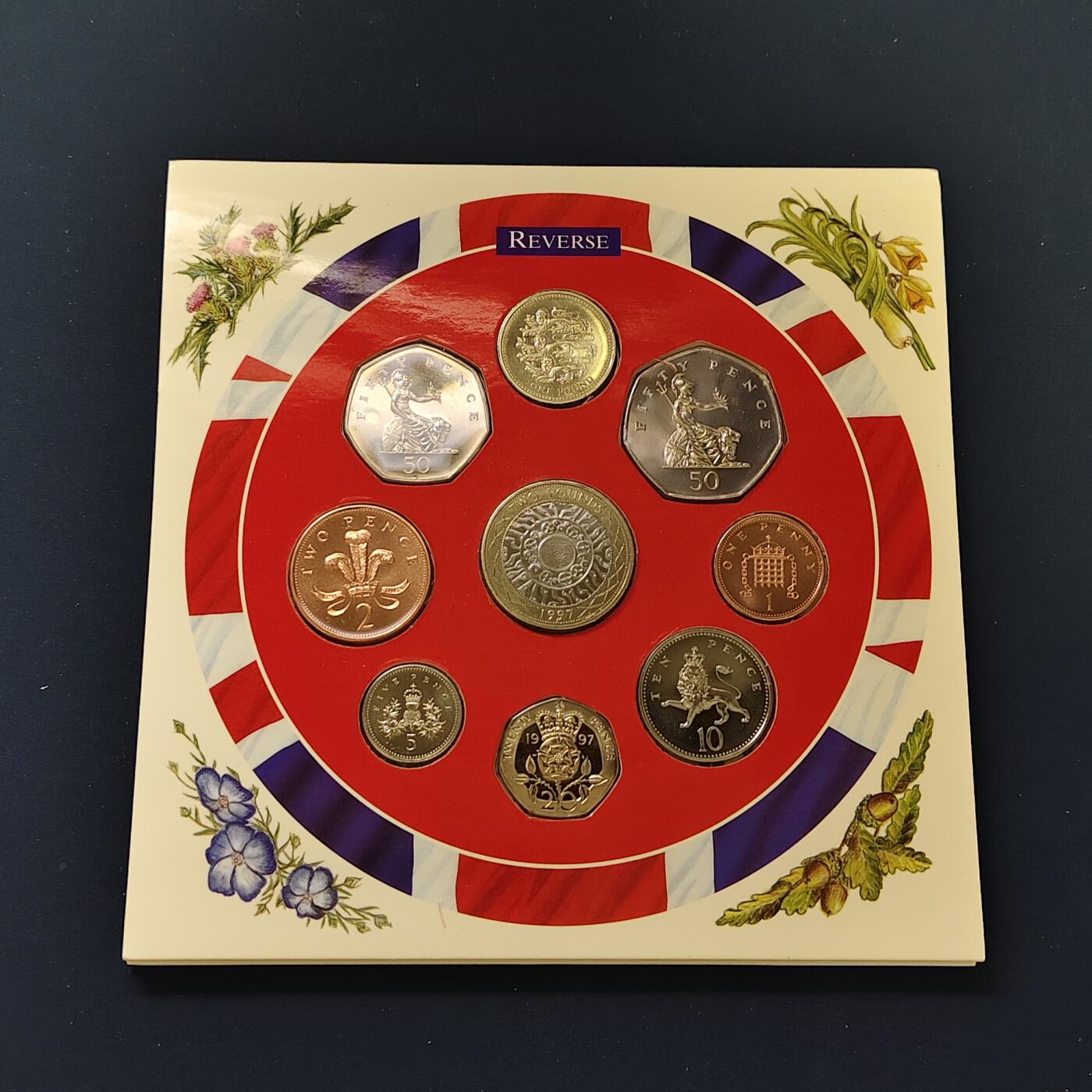 【全场包邮】纯粹捡漏拍492场【封装套币专场】-注意佣金 英国1997年官方封装套币-2镑机械时代双色币首发年份+大小版本50便士