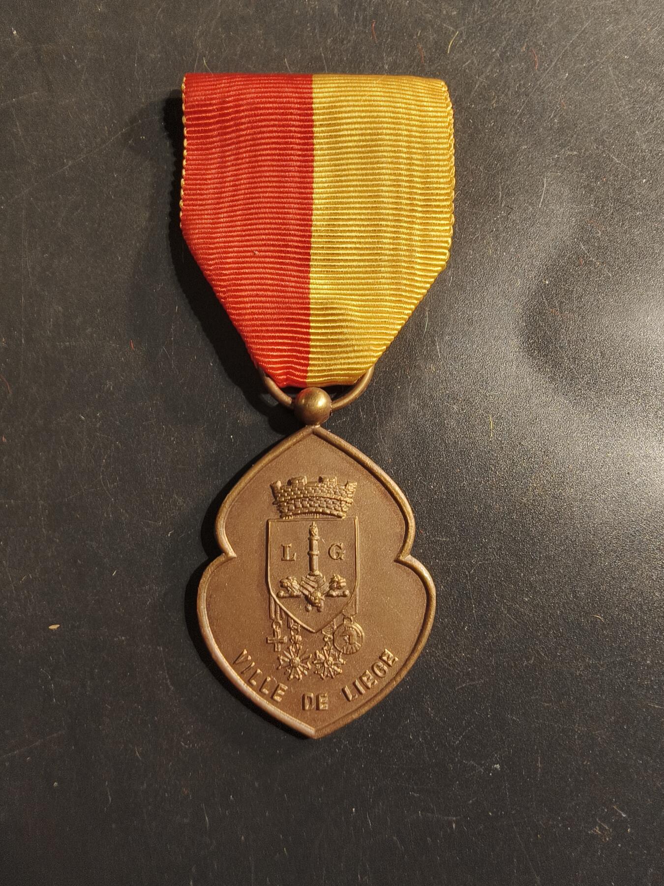 老王徽章第175期 比利时一战列日战役25周年纪念章