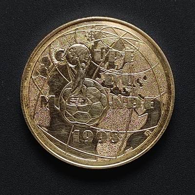 【全场包邮】纯粹捡漏拍493场 - 法国1997年1法郎法国世界杯纪念银币【28.85毫米12克，纯银价约194元（按18元银价折算）】