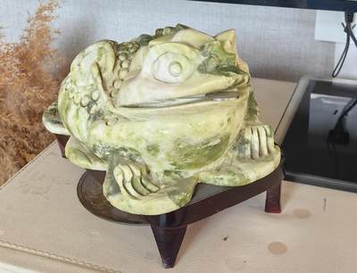 岫玉金蟾 - 岫玉金蟾