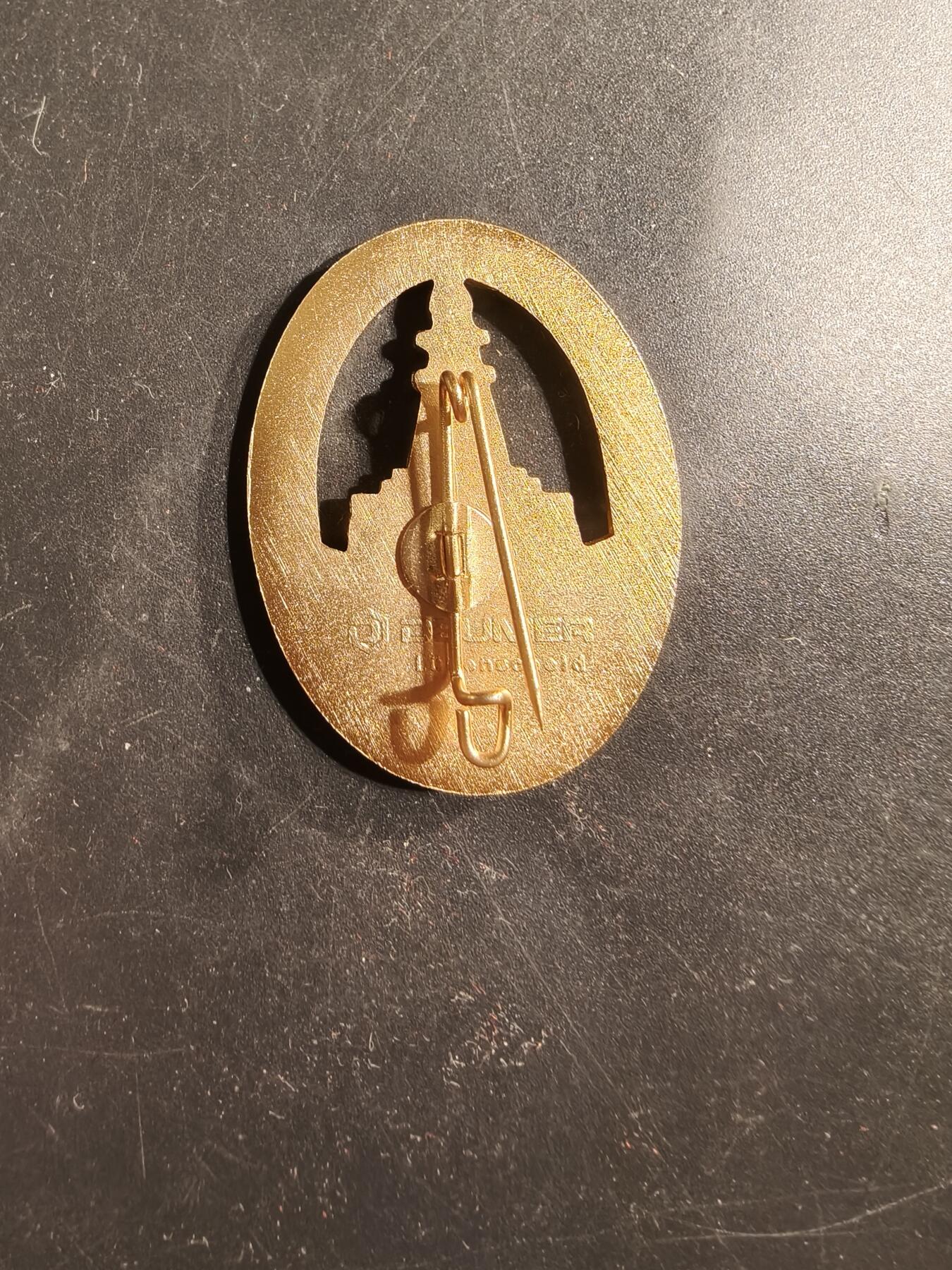 老王徽章第175期 德国金级基夫霍伊泽老兵协会射击技能证章