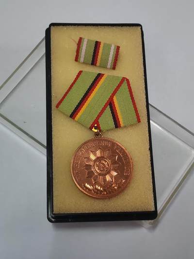 韵星假日拍卖第三十六期 -- Rimey Holidays Auction 36 - 民主德国铜级内务部功绩奖章带原盒略