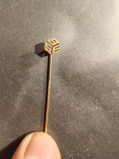 老王徽章第175期 - 德国针插