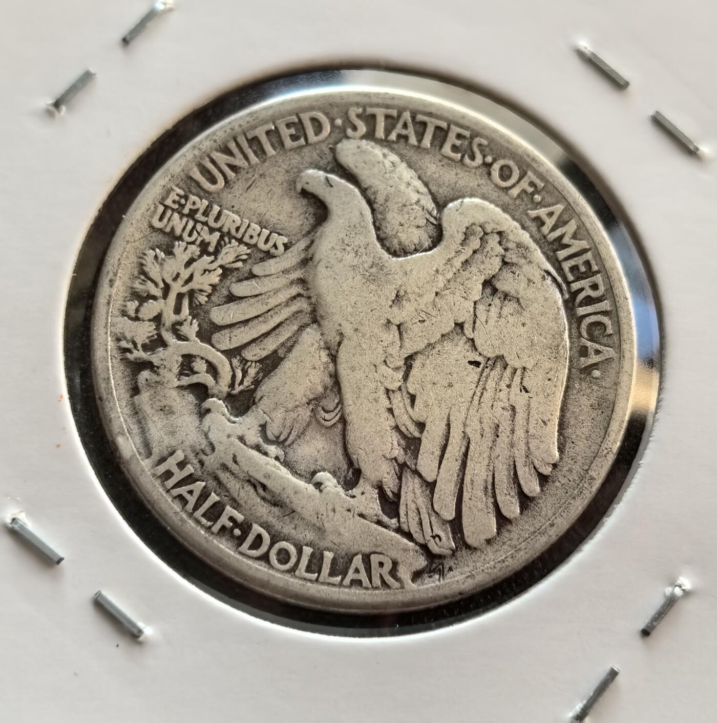 外国优质银币非洲美洲币，周六九点倒数截拍，满百包邮，持续收拍 美国1941 年行走自由女神半元银币，正面女神伴旭日纹，背面立鹰配 “合众为一” 格言，属二战时期币，版式经典、历史属性强，是美币收藏热门品。