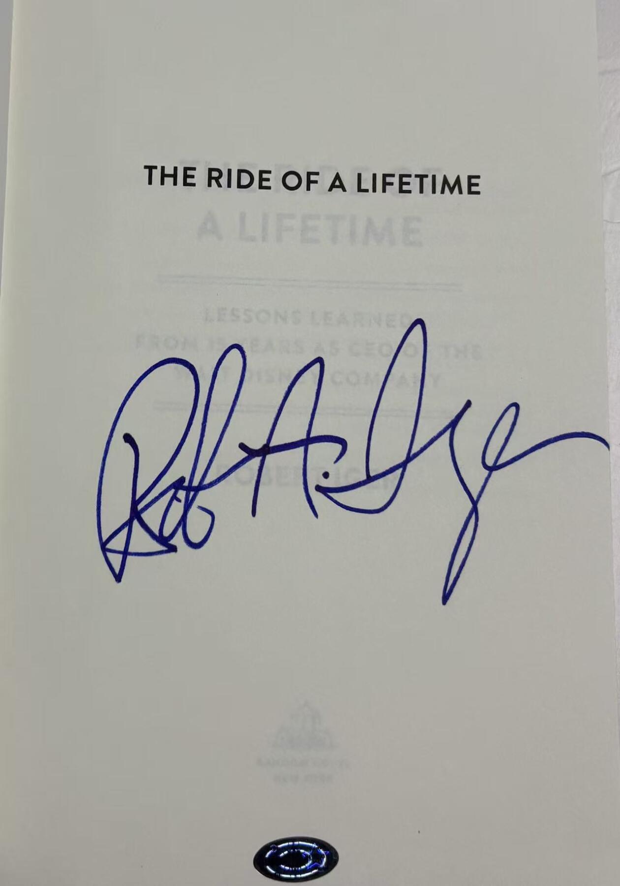 零元拍：迪士尼CEO 罗伯特·艾格 亲笔签名《一生的旅程作为迪士尼公司CEO15年的经验教训》