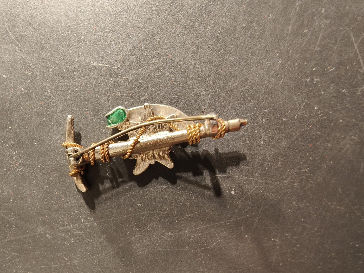 老王徽章第175期 德三山地师老兵协会证章