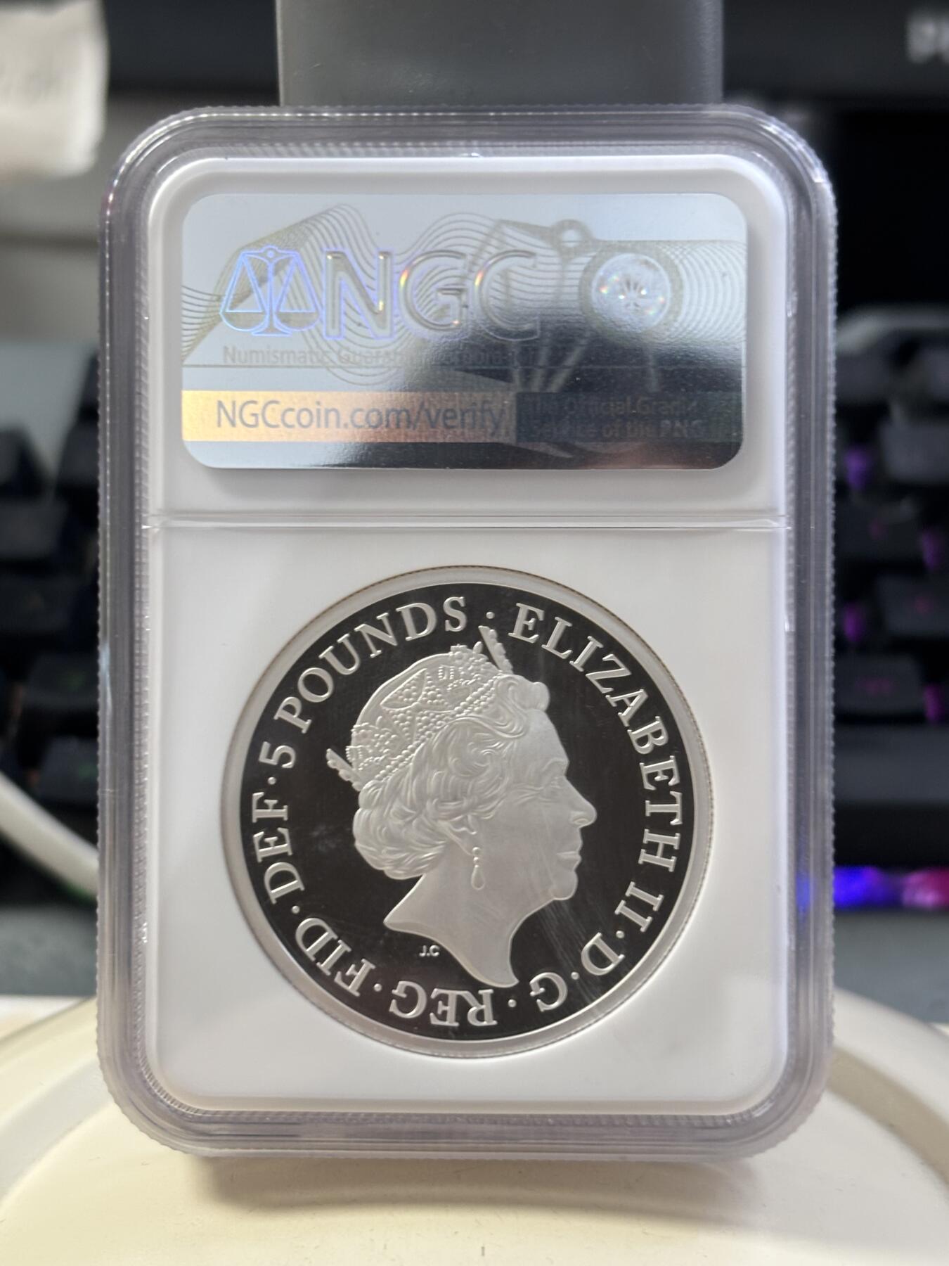 第187期拍卖  英国2022年不列颠女神时代女性2盎司精制加厚银币NGC-PF69,999银，发行550枚