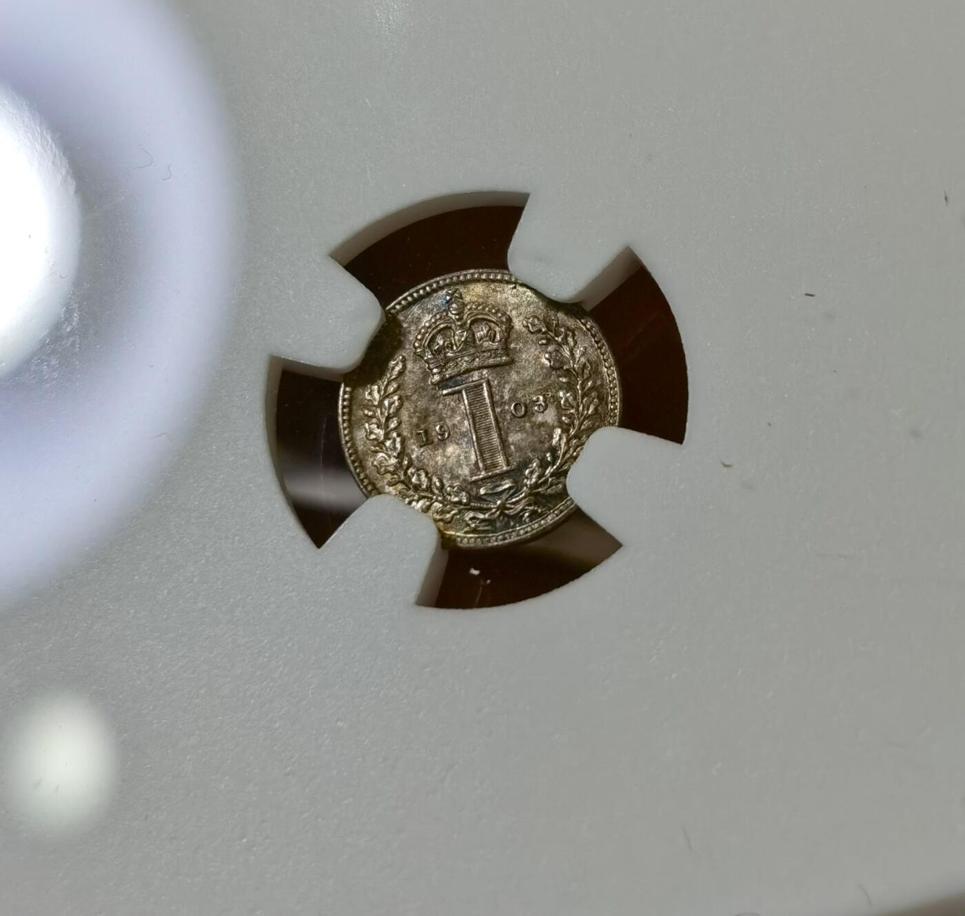 “甄选寰宇 · 臻藏岁华”新年精品场（直播拍卖）-甄臻铺-世界币章拍卖（第47期）送拍享返佣金等优惠多多