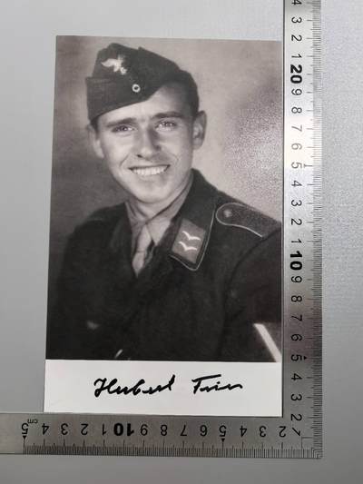 小驴勋章奖章收藏1月10日周六晚六点拍卖（珍爱和平，收藏战争，铭记历史，勿忘国耻，忠党爱国。有偿代拍，送拍规则在简介最后，参拍须阅读规则后再参拍，关系到运费包装发货时效真假辨别等关键信息，拍卖时不再发原图，看大图店主微信码在拍卖店铺介绍里） - 唯一的坦克炮塔王牌Herbert Fries战后亲签