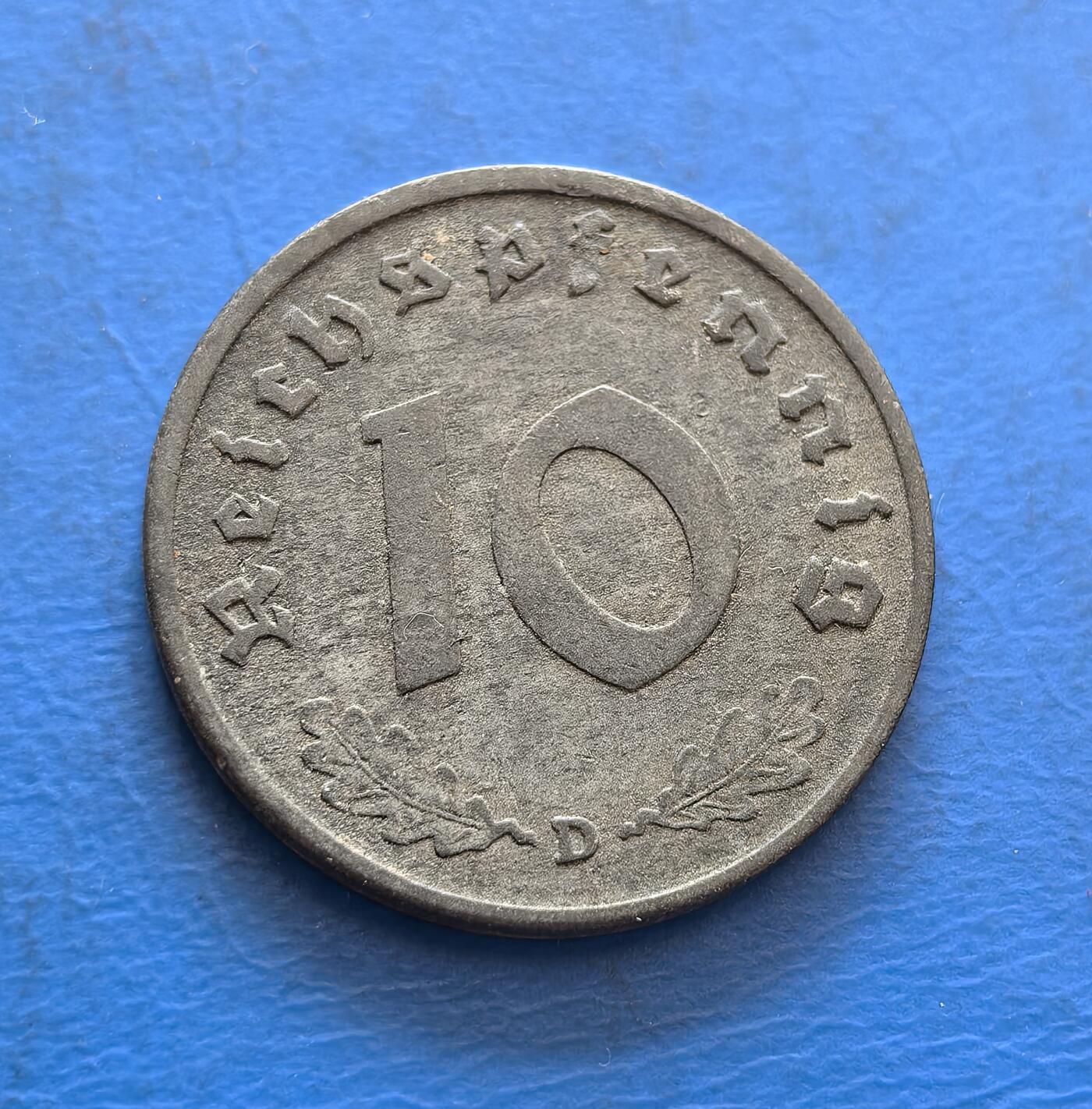 外国优质银币非洲美洲币，周六九点倒数截拍，满百包邮，持续收拍 德国1941 年 10芬尼，正面展纳粹鹰徽（政权标识）+“DEUTSCHES REICH”，背面饰橡叶 + 币值，金属币承载二战纳粹德国货币文化，具历史纪念与特殊符号收藏价值。