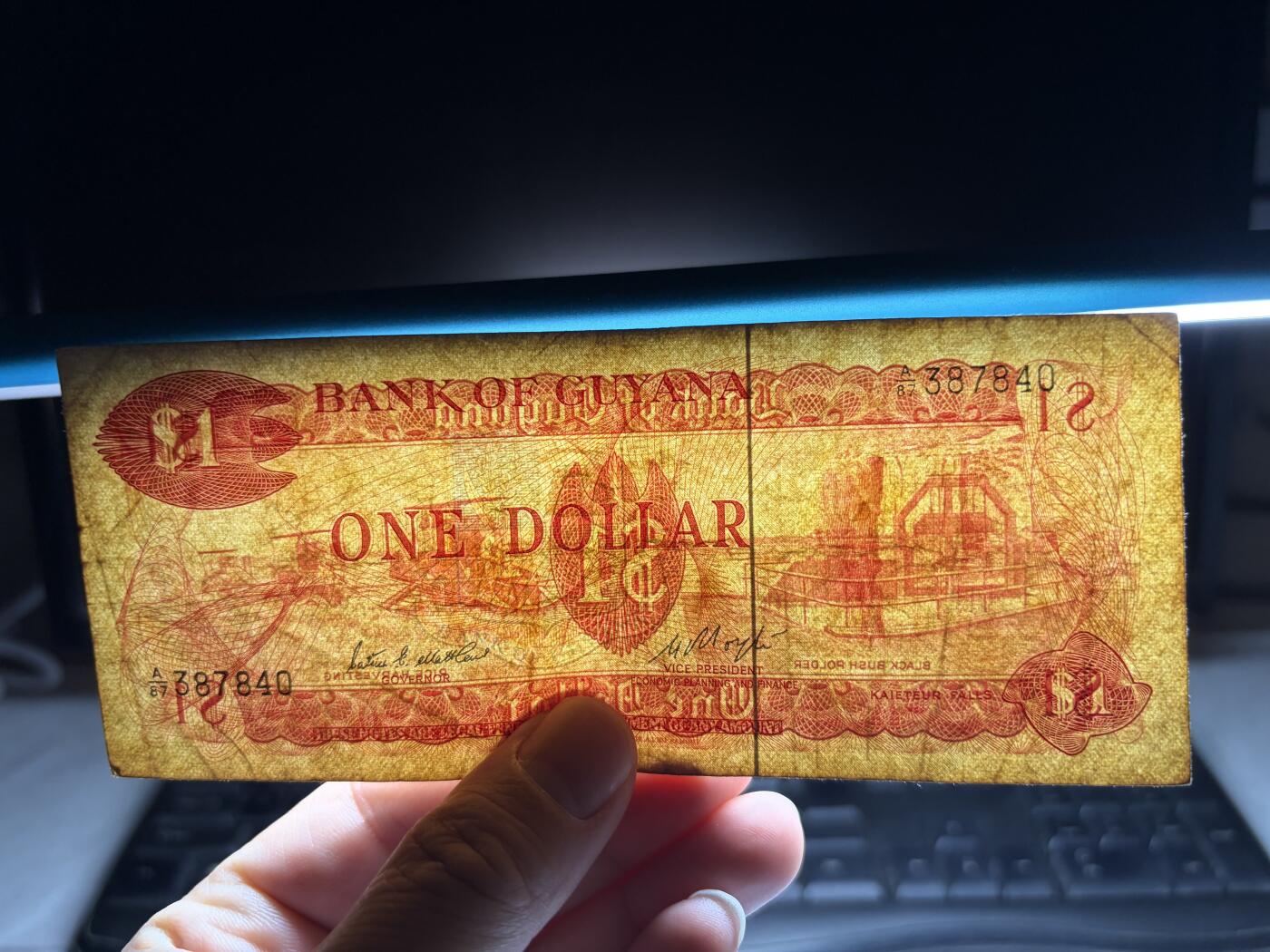 2026年集古藏今外币拍卖第一期-第3场—（总第300拍-纸币专场），本期拍完结算一次，发货时间2-3天，休息几天后继续新的一期拍卖。