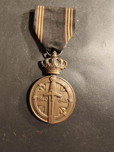 老王徽章第175期 - 比利时1940-1945年战俘纪念章