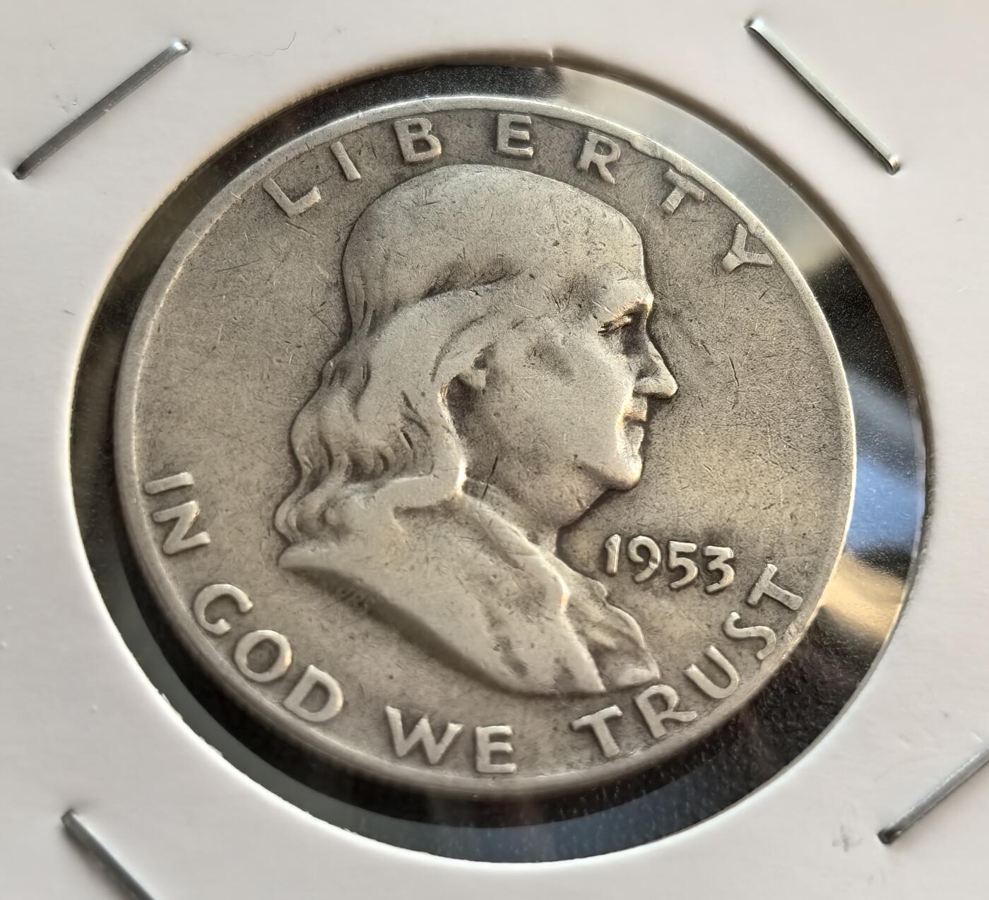 外国优质银币非洲美洲币，周六九点倒数截拍，满百包邮，持续收拍 美国1953 年富兰克林半元银币D版，正面是富兰克林头像配 “自由” 字样，背面是独立钟 + 小鹰饰，带 “合众为一” 格言，版式独特、是经典纪念币，收藏辨识度高。