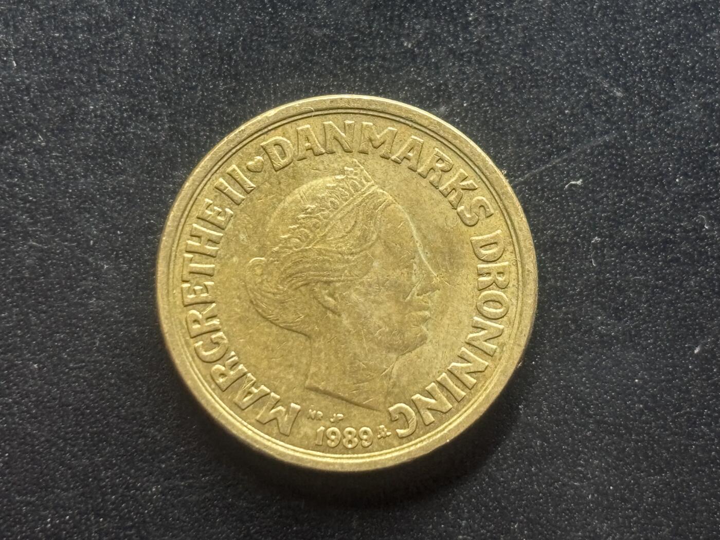 邮泉阁限时拍卖第三十九场 欧洲专场（硬币在国外。请付邮费6元。）