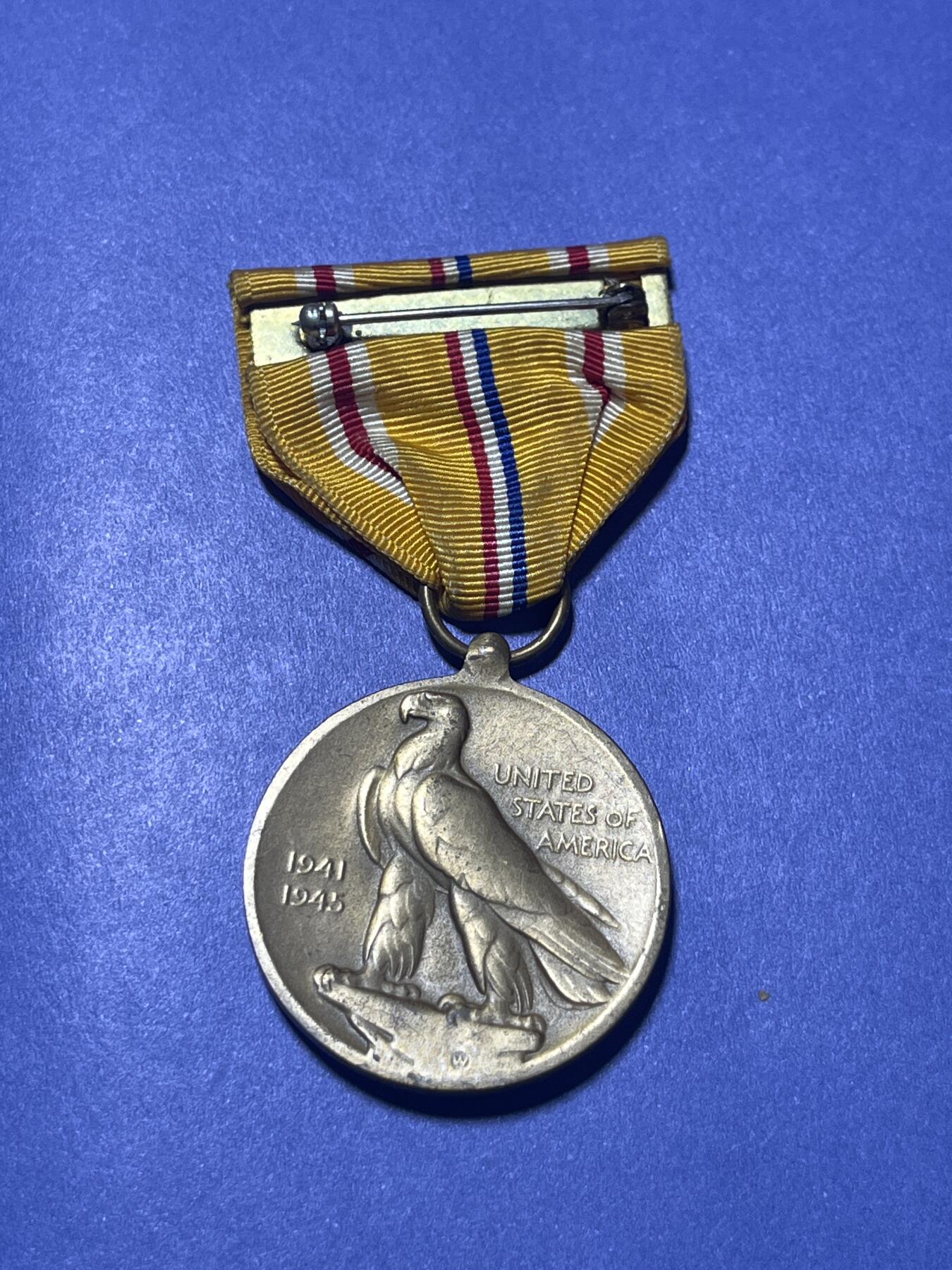 世界各国奖章纪念章徽章无底价拍卖