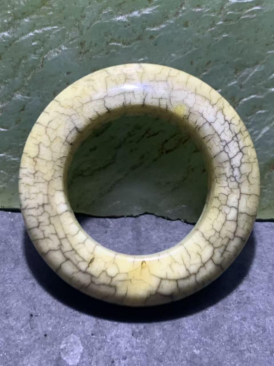 精美骨圈戒指，（跑环，卡环）一个，