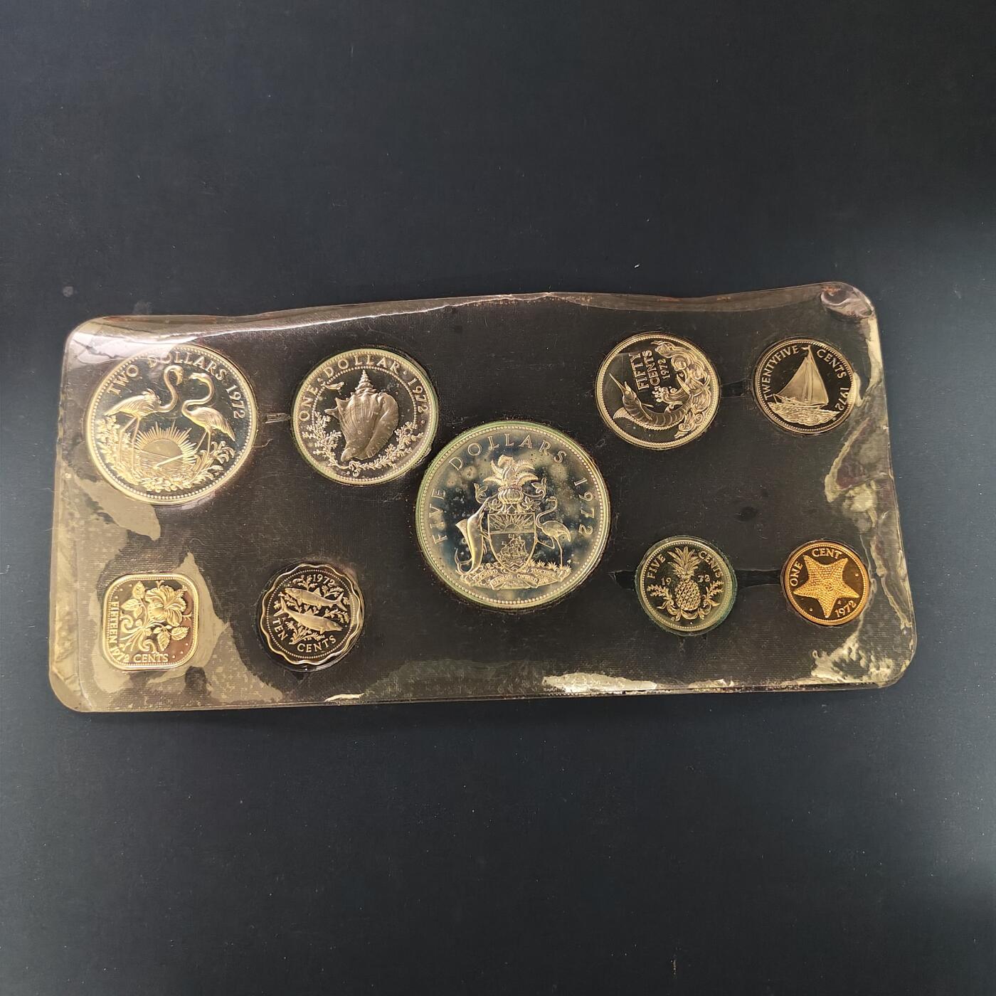 【全场包邮】纯粹捡漏拍493场 巴哈马1972年女王版官方精制套币-含4枚银币高银银币【40.12克+28.8克+18.14克+10.37克，纯银价约1558元（按18元银价折算）】-盒证全