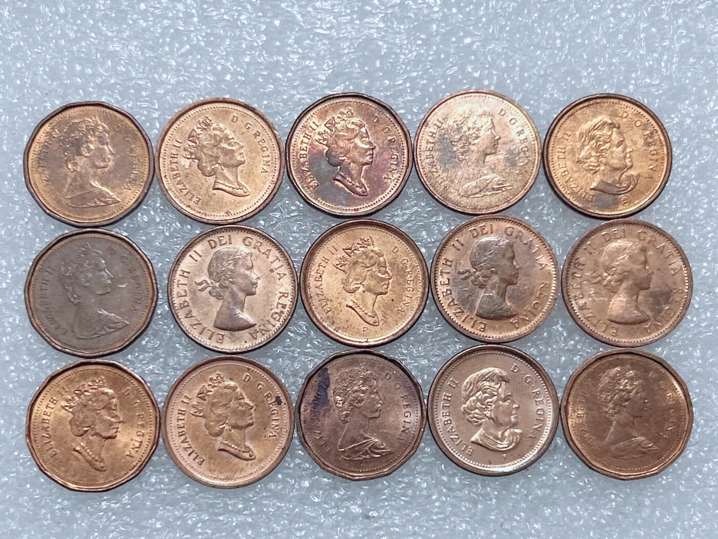 第一海外回流一元起拍收藏 散集专场  第289期 加拿大枫叶1分硬币 15枚