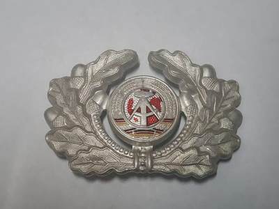 韵星假日拍卖第三十六期 -- Rimey Holidays Auction 36 - 民主德国帽徽