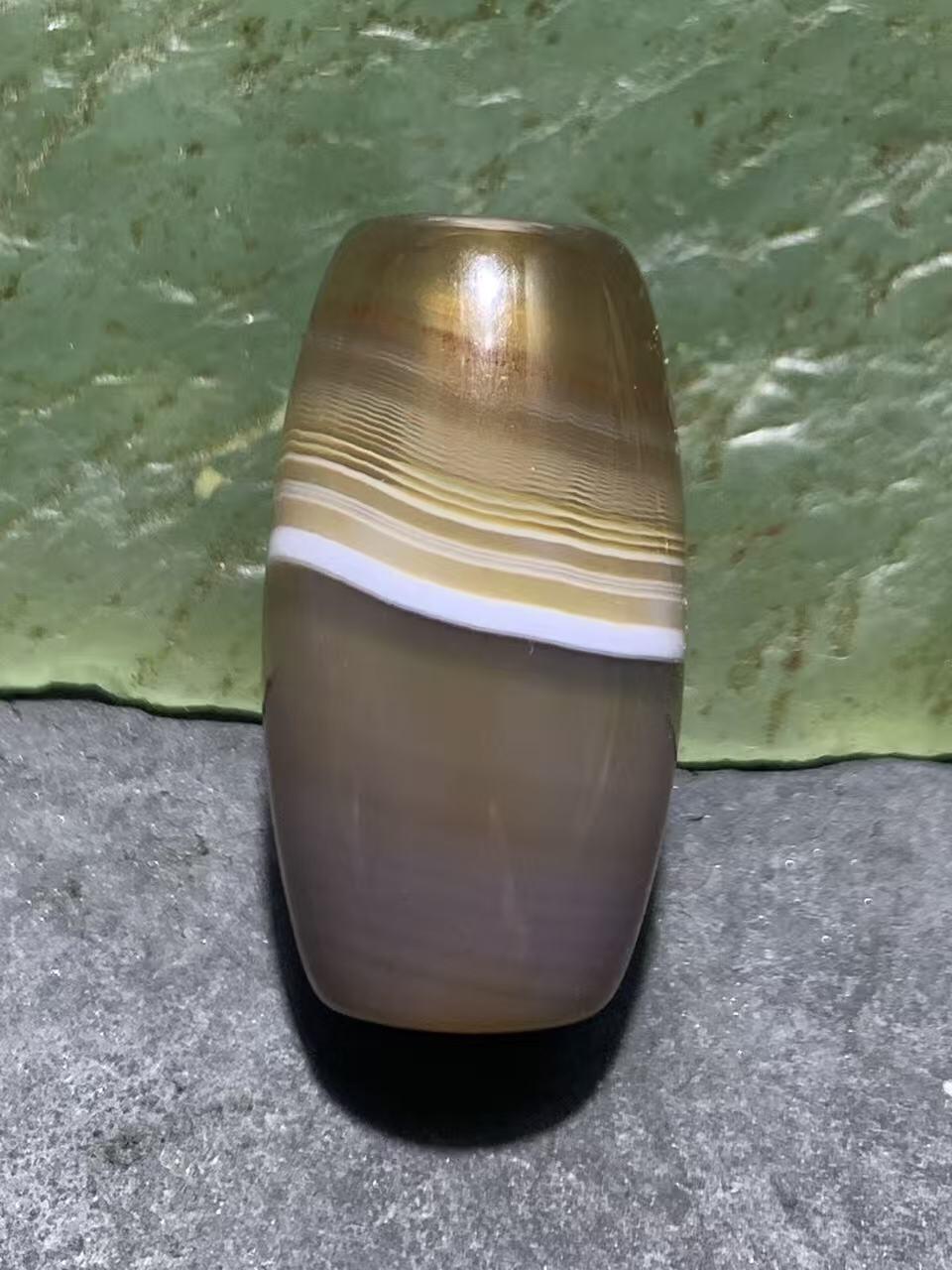 精美高玉化天地缠丝玛瑙桶珠一颗