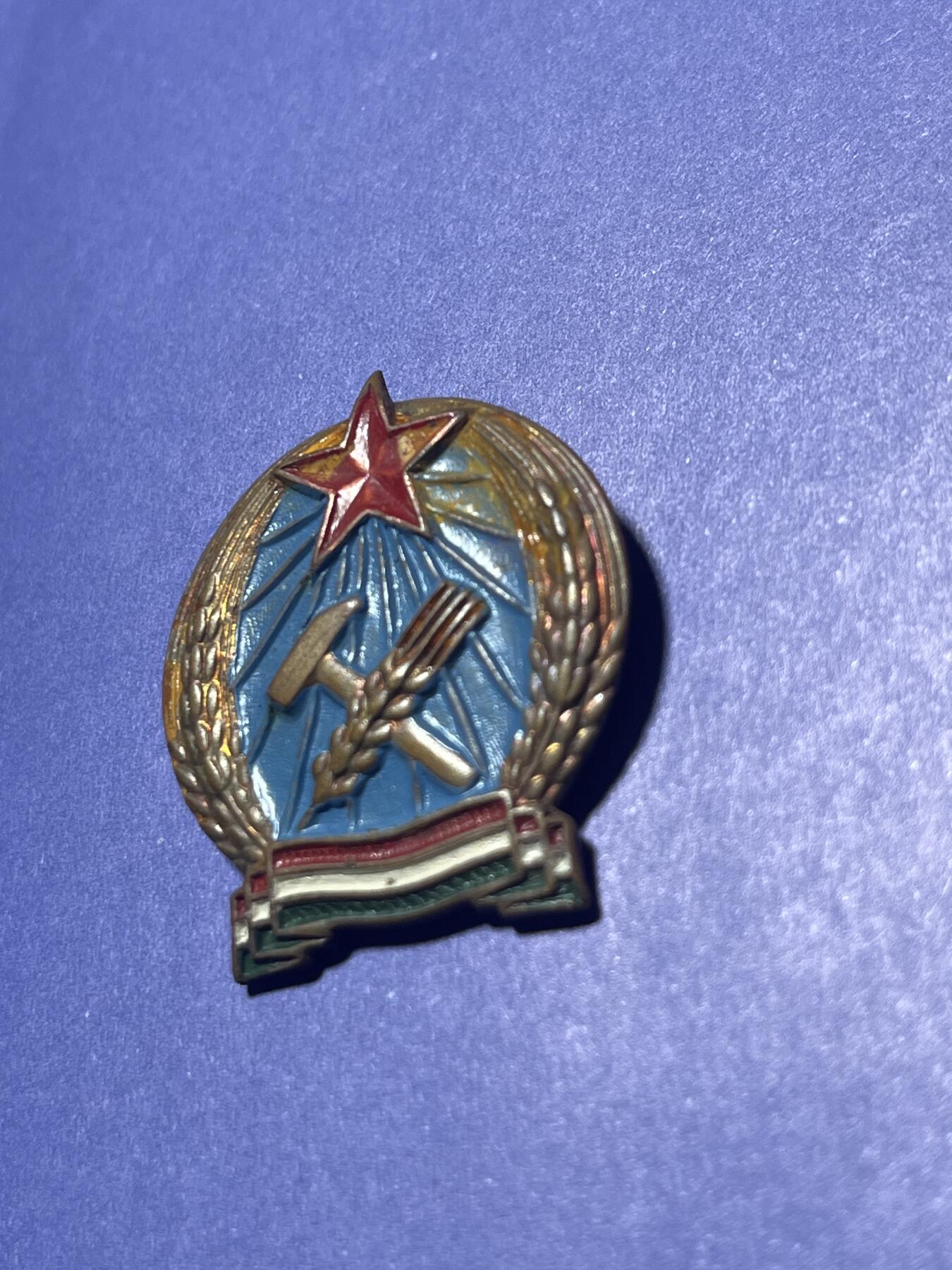 世界各国奖章纪念章徽章无底价拍卖