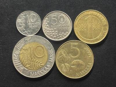 邮泉阁限时拍卖第三十九场 欧洲专场（硬币在国外。请付邮费6元。） 芬兰5枚新版