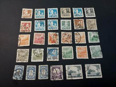 博彦收藏  TM 1月14日 8点 邮票专场 全场包邮 - 中国各时期普票/欠资旧票一组，具体以图片为准，个别瑕疵，大部分上品